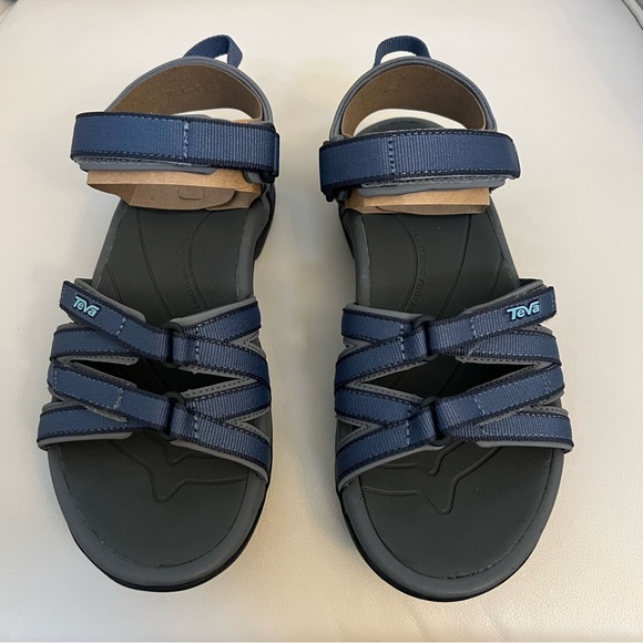 New in the box Teva Tirra BNS strap adjustable sandals size 7 - Picture 2 of 8